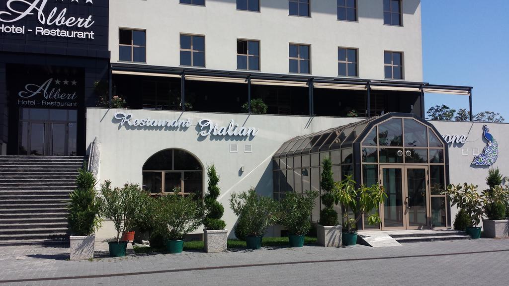 Albert Hotel Плоешти Экстерьер фото